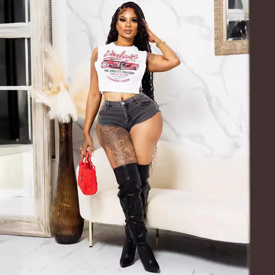 Сексуальные и популярные эластичные джинсовые шорты с высокой талией для девочек. Новые летние узкие повседневные шорты европейской и американской моды для женщин 
Сексуальные и популярные эластичные джинсовые шорты с высокой талией для девочек. Новые летние узкие повседневные шорты европейской и американской моды для женщин