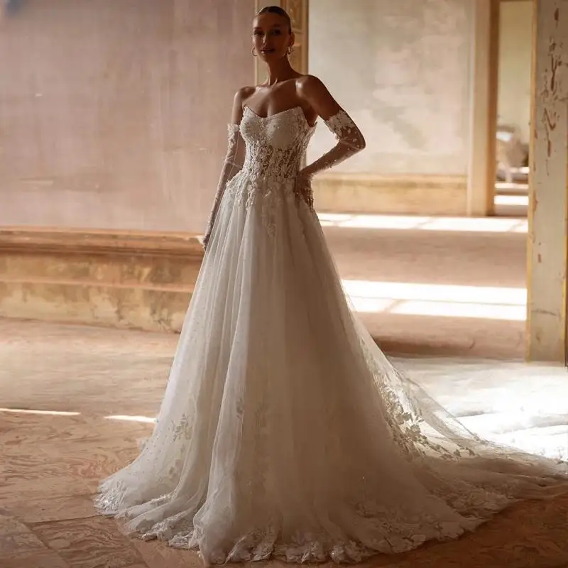 Chic Pleated Beading Strapless Lace Up A-Line Wedding Dress 2025 Gorgeous Appliques Customized 3D Flowers Princess Bridal Gown
Chic Pleated Beading Strapless Lace Up A-Line Wedding Dress 2025 Gorgeous Appliques Customized 3D Flowers Princess Bridal Gown