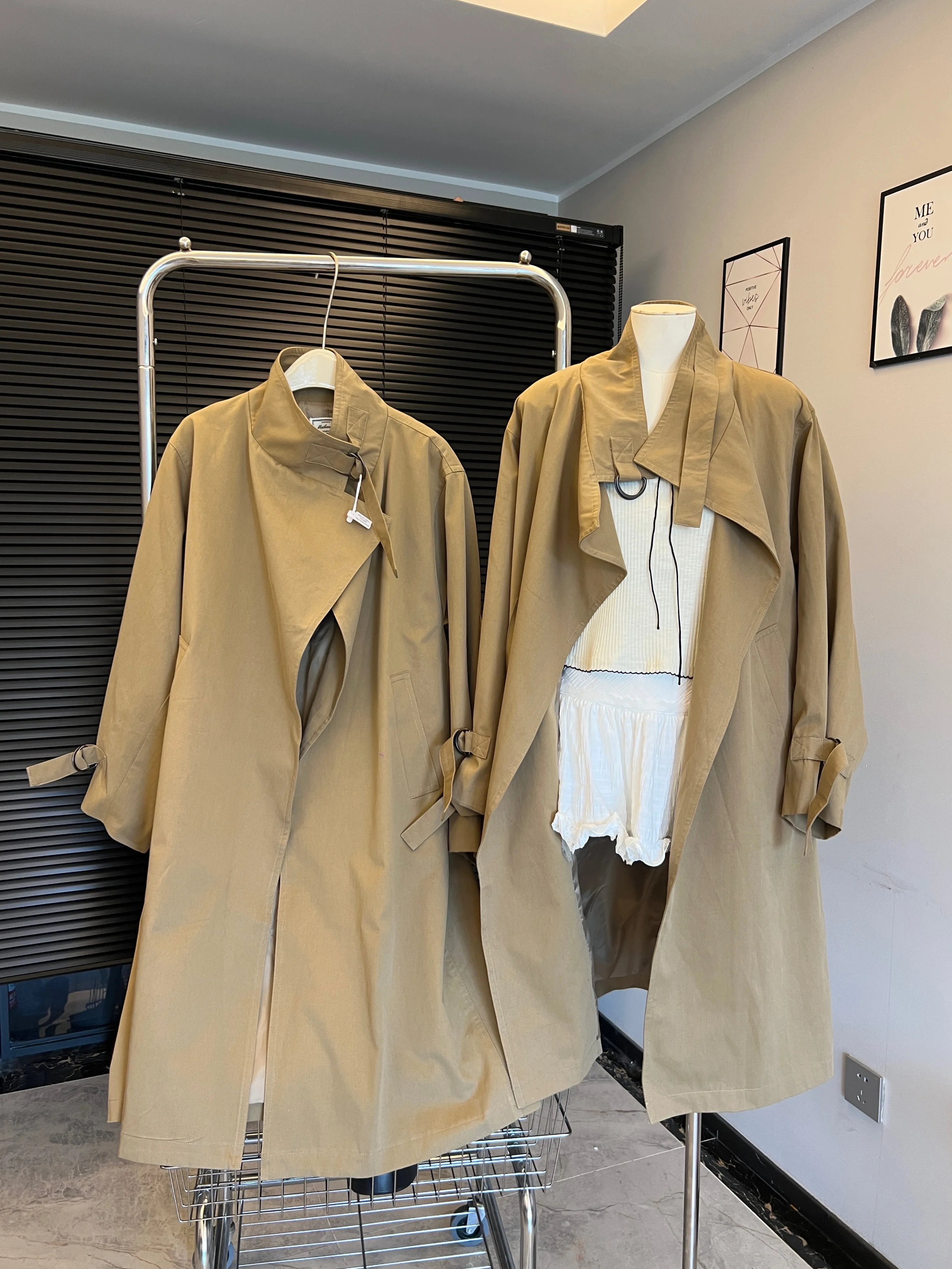 Women's Elegant Korean Style Long Sleeve Loose Long Trench Coat Lady Autumn Winter Single Button Stand Collar Trench Outwear
Women's Elegant Korean Style Long Sleeve Loose Long Trench Coat Lady Autumn Winter Single Button Stand Collar Trench Outwear