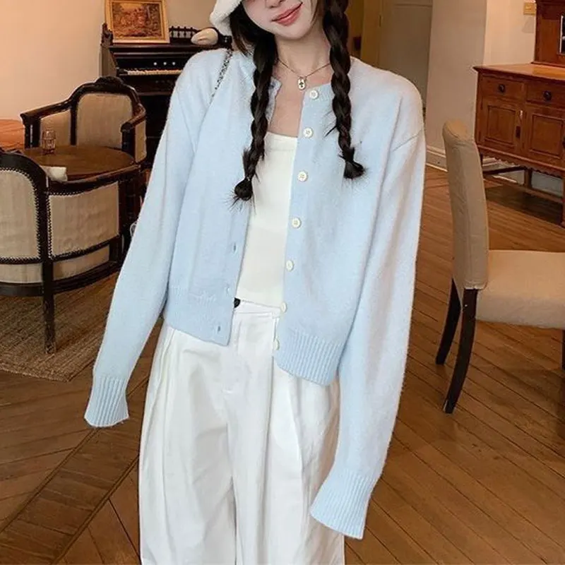 Gentle Single-breasted Cardigan Spring Autumn Solid Color Female Clothing Casual Round Neck Knitted Basic Long Sleeve Sweaters
Gentle Single-breasted Cardigan Spring Autumn Solid Color Female Clothing Casual Round Neck Knitted Basic Long Sleeve Sweaters