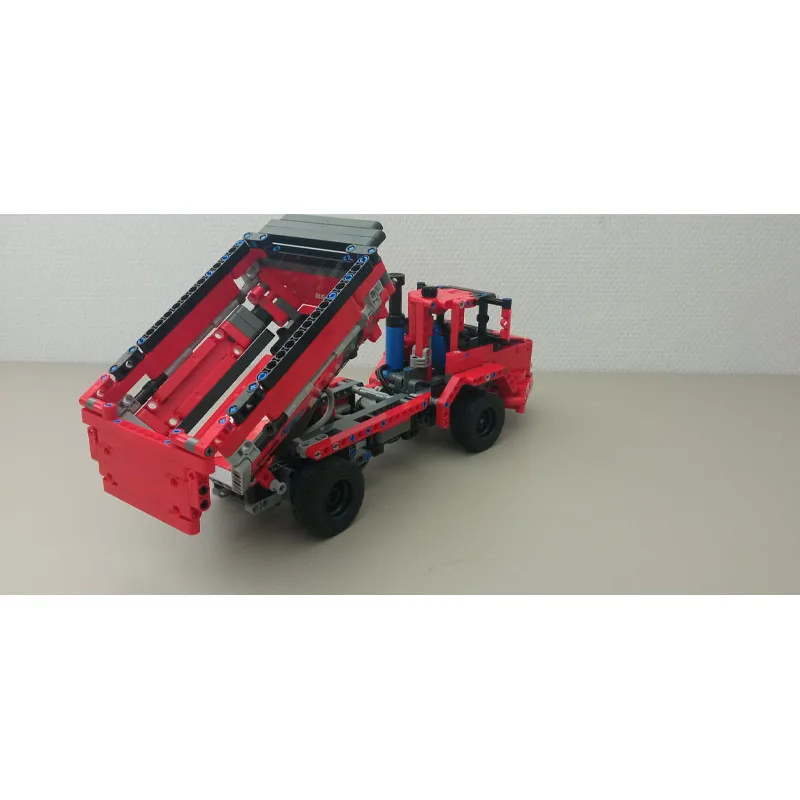 MOC-157922 New Classic Red Freight Semi-Truck Dump Truck Building Block Model 689 Parts Boys Children's Birthday Toy Gift
MOC-157922 New Classic Red Freight Semi-Truck Dump Truck Building Block Model 689 Parts Boys Children's Birthday Toy Gift