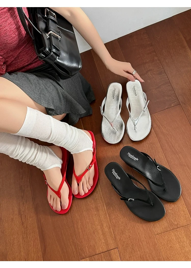 Wedge Height Increase 2026 New Popular V-Strap Flip-Flops Summer Beach Shoes
Wedge Height Increase 2026 New Popular V-Strap Flip-Flops Summer Beach Shoes