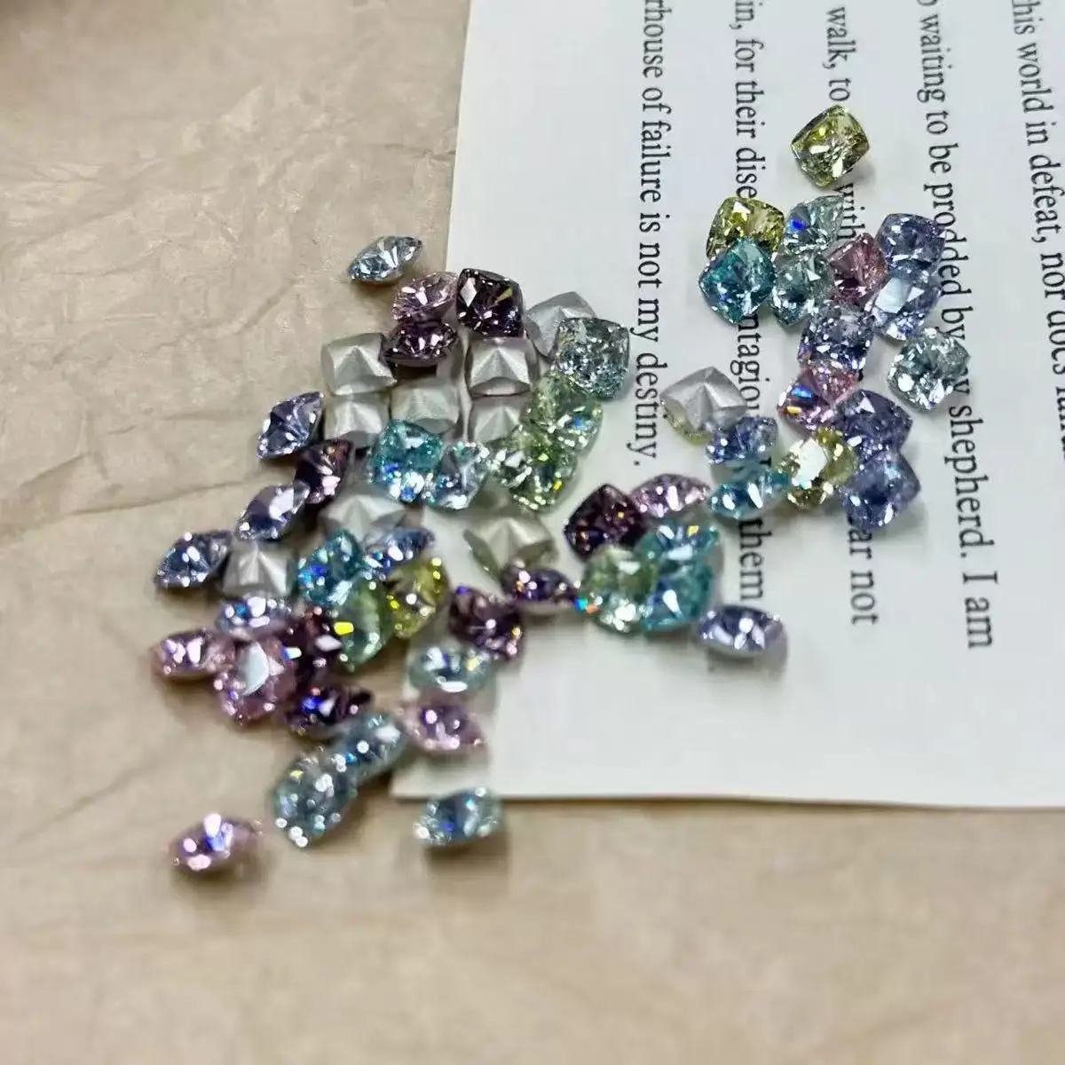 50Pcs 6MM K9 Glass Diamond Square Rhinestone For Clothes Nail Art Decorations Stones And Crystals Applique Jewelry Making
50Pcs 6MM K9 Glass Diamond Square Rhinestone For Clothes Nail Art Decorations Stones And Crystals Applique Jewelry Making
