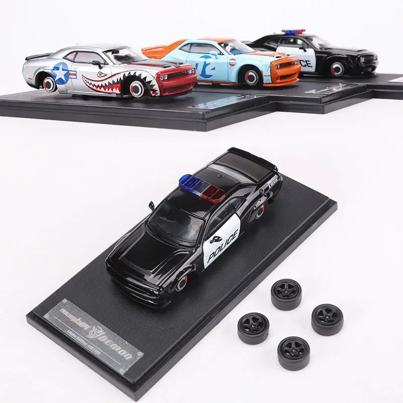 Diecast FW 1:64 Scale Dodge SRT Hellcat Bay/Police Car Paint Alloy Car Model Collectible Toy Gift Souvenir Display Ornament
Diecast FW 1:64 Scale Dodge SRT Hellcat Bay/Police Car Paint Alloy Car Model Collectible Toy Gift Souvenir Display Ornament