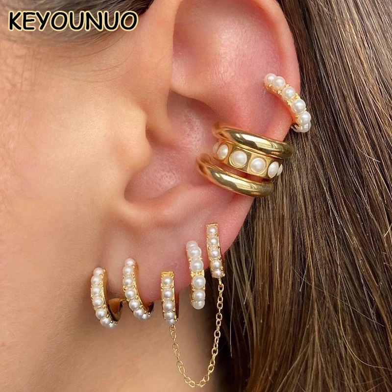KEYOUNUO Gold Filled Stud Earrings For Women Pearl Ear Cuffs Chain Hoop Earring Fashion Party Engagement Jewelry Wholesale
KEYOUNUO Gold Filled Stud Earrings For Women Pearl Ear Cuffs Chain Hoop Earring Fashion Party Engagement Jewelry Wholesale
