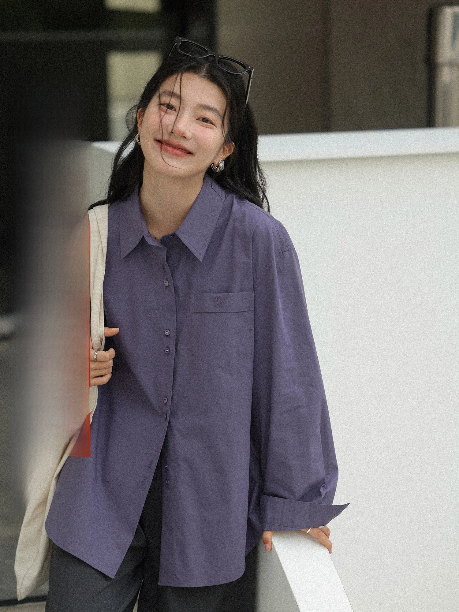 Blue Long Sve Casual irt Women's Spring 2026 New Pure Color Versatile irt Loose Fit with ket Gentle Sle Thin Mate...
Blue Long Sve Casual irt Women's Spring 2026 New Pure Color Versatile irt Loose Fit with ket Gentle Sle Thin Mate...