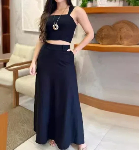 Женский комплект из двух предметов, элегантный уличный костюм с топом с открытым пупком и платьем средней длины с высокой талией, лето 2024
Женский комплект из двух предметов, элегантный уличный костюм с топом с открытым пупком и платьем средней длины с высокой талией, лето 2024