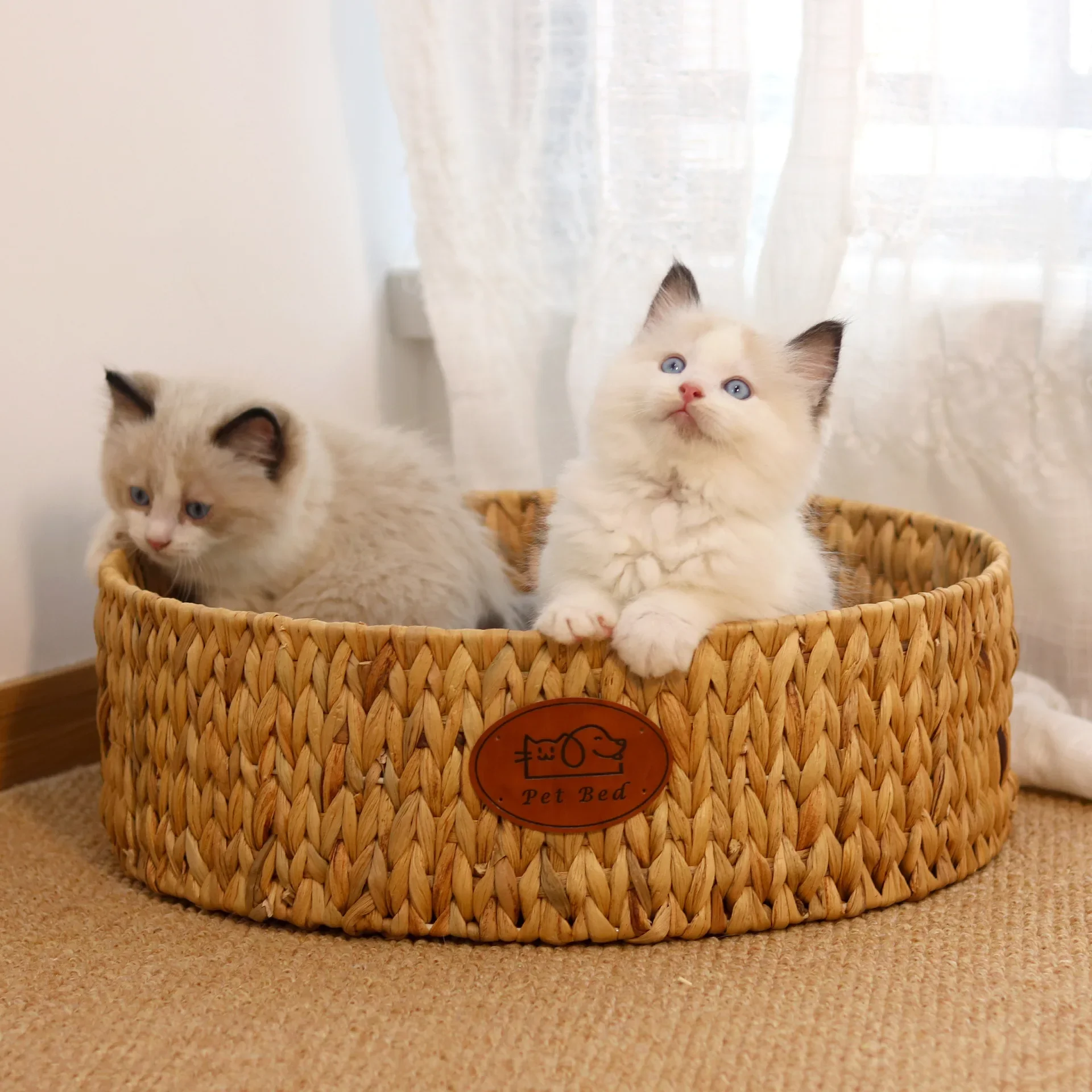 Cat Nest Water Gourd Weaving Four Seasons Universal Dog Nest Pet Nest Summer Pet Bed Cat and Dog Bed Wear resistant, Dirt resist
Cat Nest Water Gourd Weaving Four Seasons Universal Dog Nest Pet Nest Summer Pet Bed Cat and Dog Bed Wear resistant, Dirt resist