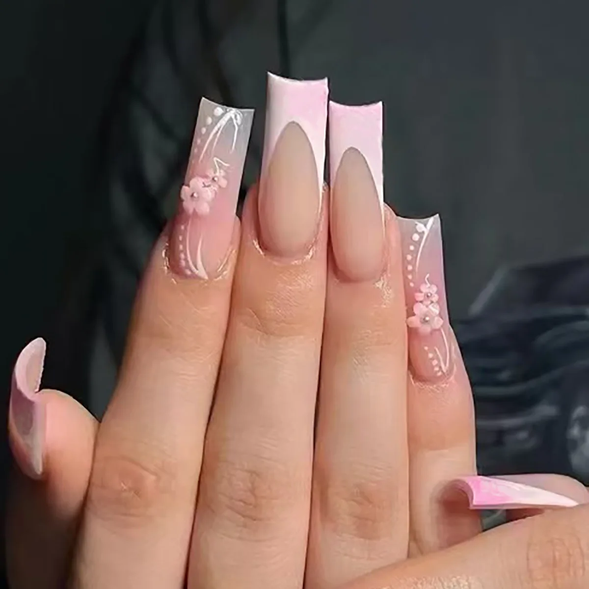 24Pcs 3D Flower Polka Dot Stripe False Nails Tips Square Pink Smudge French Nails Set Press on Detachable Full Cover Fake Nails
24Pcs 3D Flower Polka Dot Stripe False Nails Tips Square Pink Smudge French Nails Set Press on Detachable Full Cover Fake Nails