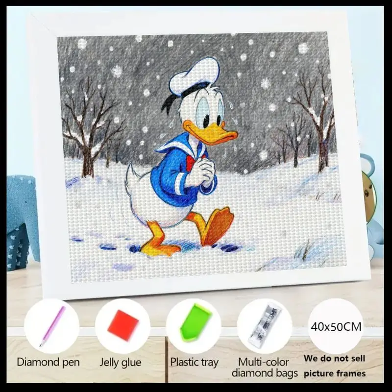 1 шт. Disney Donald Duck 5D комплект алмазной живописи, сделай сам, полная дрель, зимняя снежная сцена, кристалл, алмазное искусство, мультяшный персонаж, большой драгоценный камень 
1 шт. Disney Donald Duck 5D комплект алмазной живописи, сделай сам, полная дрель, зимняя снежная сцена, кристалл, алмазное искусство, мультяшный персонаж, большой драгоценный камень