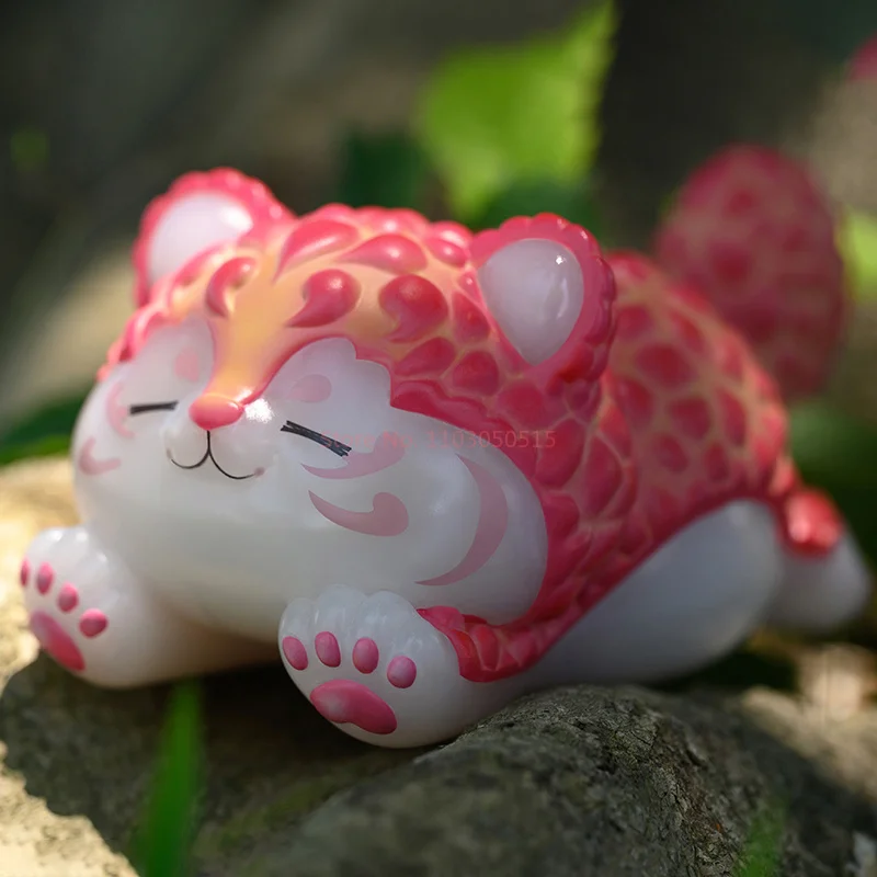 Животное Небесное Dodowo Фруктовый Эльф Личи Король Тигр Коллекция из смолы Модная игровая кукла Модель Игрушки Украшения Подарок
Животное Небесное Dodowo Фруктовый Эльф Личи Король Тигр Коллекция из смолы Модная игровая кукла Модель Игрушки Украшения Подарок