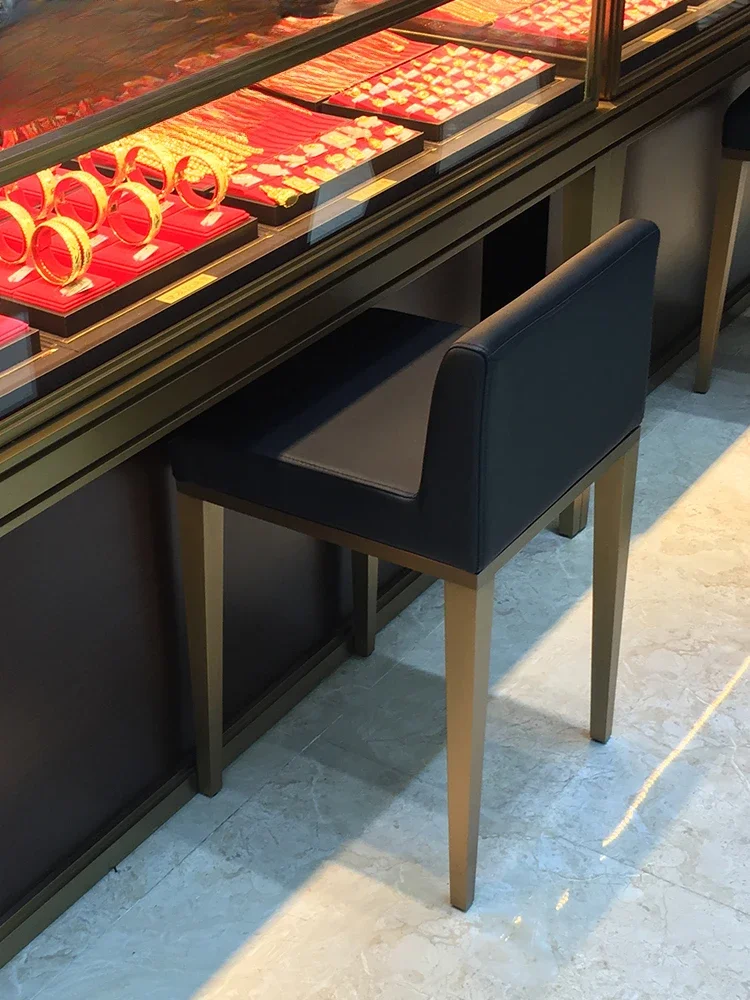 The product can be customized. Jewelry store special chair, bar stool, stainless steel front desk backrest, gold store chair
The product can be customized. Jewelry store special chair, bar stool, stainless steel front desk backrest, gold store chair