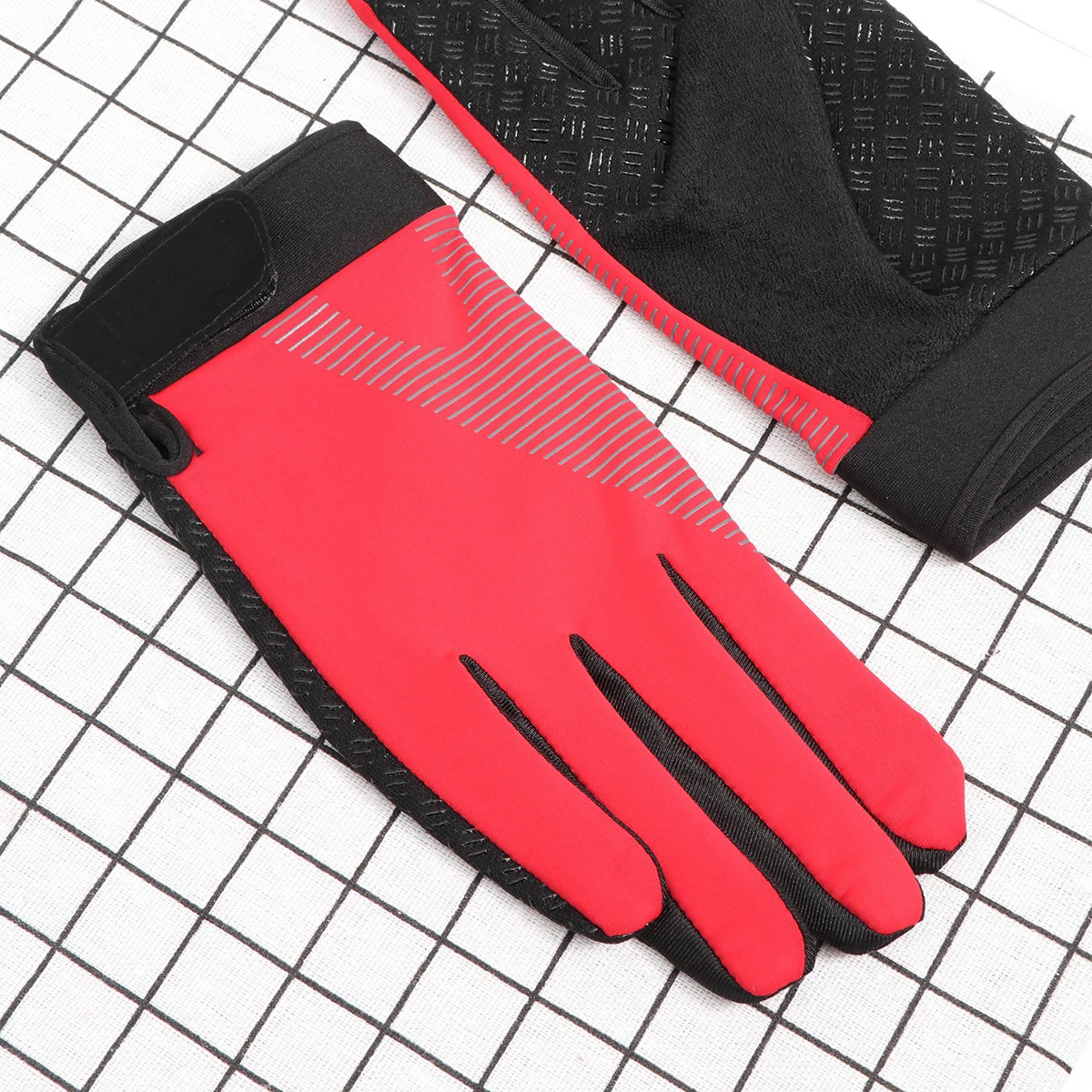 Cycling Gloves Sunscreen -slip for Swimming Outdoor Snorkeling Diving Red Fishing Men and Women
Cycling Gloves Sunscreen -slip for Swimming Outdoor Snorkeling Diving Red Fishing Men and Women