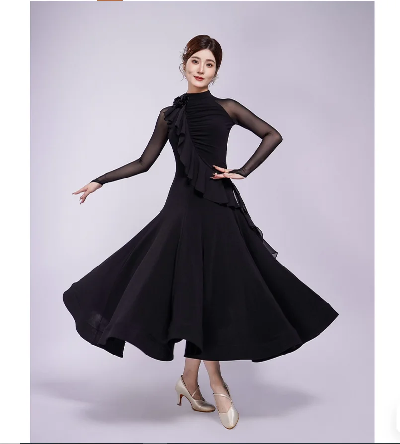Modern dance dress with elegant ruffle edge and ballroom dance big swing dress
Modern dance dress with elegant ruffle edge and ballroom dance big swing dress