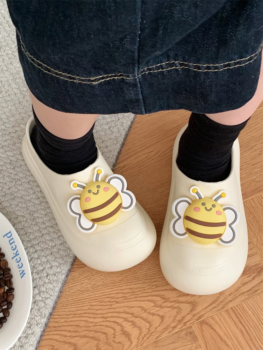 Thick Bottomed Cute Bee Patterned Half Slippers for Women Casual Style EVA Material Comfortable Spring Summer Shoes
Thick Bottomed Cute Bee Patterned Half Slippers for Women Casual Style EVA Material Comfortable Spring Summer Shoes
