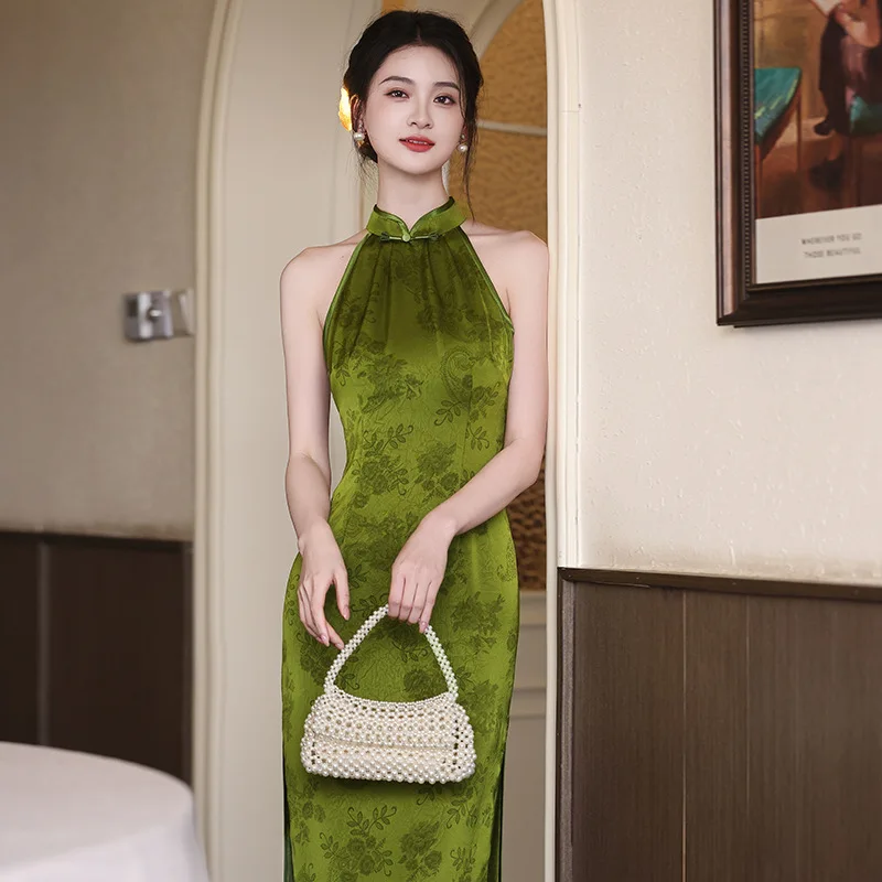 Green Cheongsam 2026 Young New Chinese Style Daily Improvement Sleeveless Dress Summer Qipao
Green Cheongsam 2026 Young New Chinese Style Daily Improvement Sleeveless Dress Summer Qipao