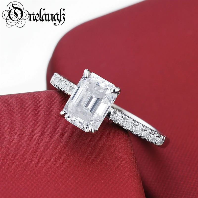 Onelaugh 2ct Emerald Cut D Color Moissanite Engagement Rings For Women 925 Sterling Silver Wedding Band Ring Jewelry Wholesale
Onelaugh 2ct Emerald Cut D Color Moissanite Engagement Rings For Women 925 Sterling Silver Wedding Band Ring Jewelry Wholesale