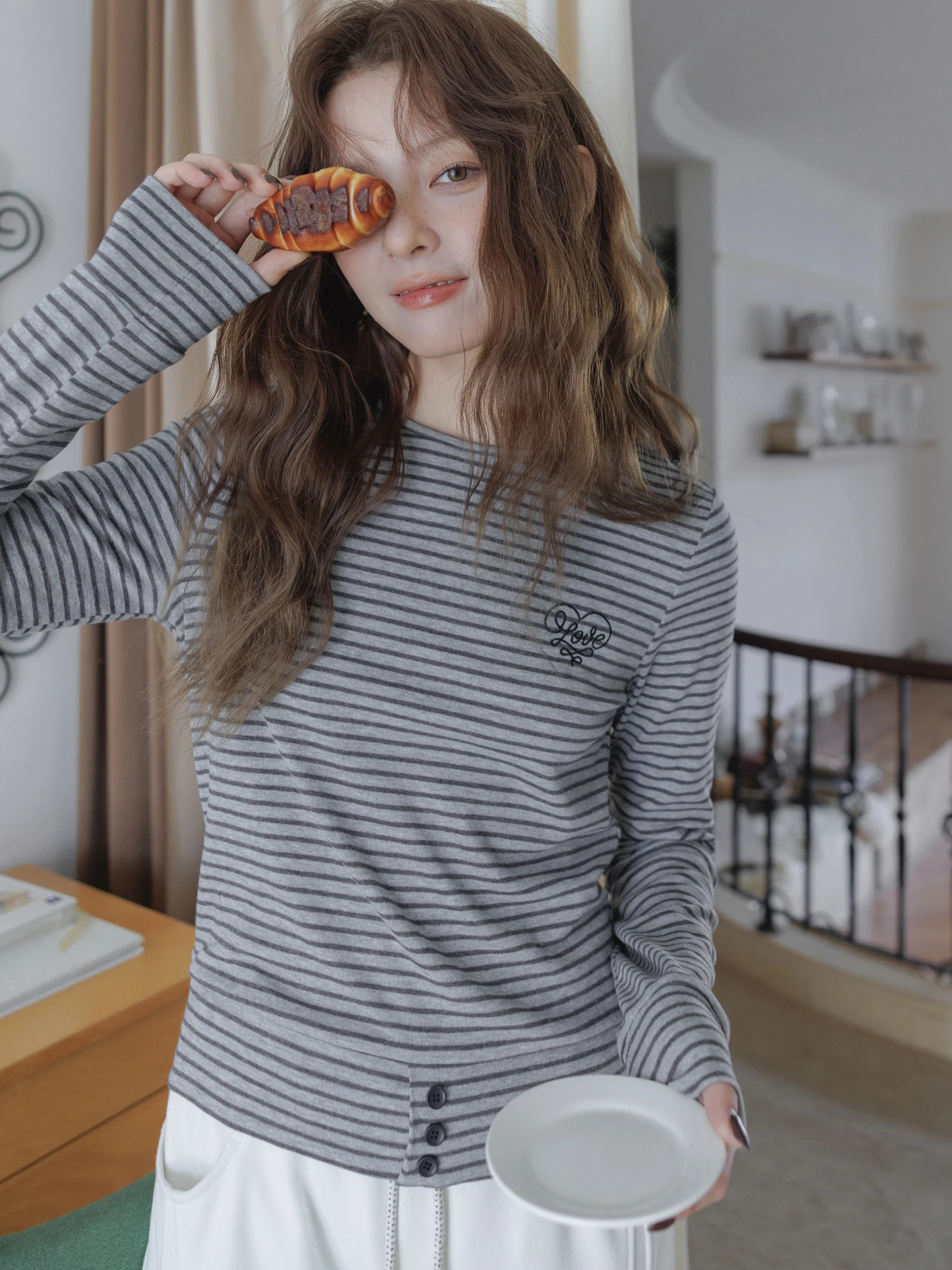 Женская мягкая полосатая футболка Mlife с вышивкой, свободного кроя, с длинным рукавом, круглым вырезом, базовая, с эффектом похудения, Весна 2026
Женская мягкая полосатая футболка Mlife с вышивкой, свободного кроя, с длинным рукавом, круглым вырезом, базовая, с эффектом похудения, Весна 2026