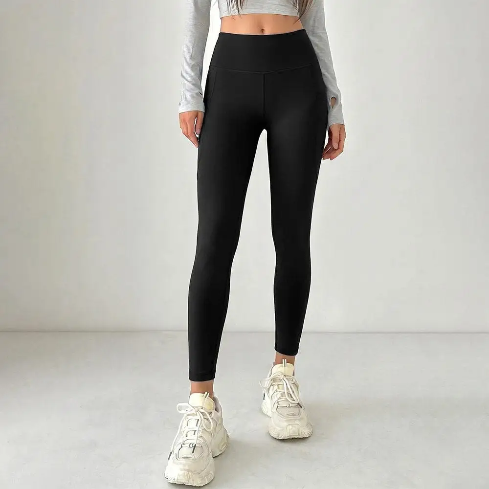 Women's Yoga Pants Butt Lifting Fitness Sports Nine Points Tight Fit Summer Bottoms Fashionable Ladies' Leggings
Women's Yoga Pants Butt Lifting Fitness Sports Nine Points Tight Fit Summer Bottoms Fashionable Ladies' Leggings