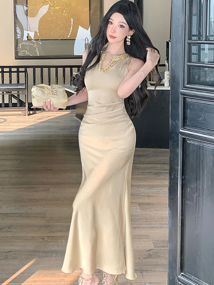 Women Chic Luxury Diamond Neck-mounted Long Dress 2025 Korean Vintage Festival Party Dress Spring Summer Elegant Evening Dresses
Women Chic Luxury Diamond Neck-mounted Long Dress 2025 Korean Vintage Festival Party Dress Spring Summer Elegant Evening Dresses