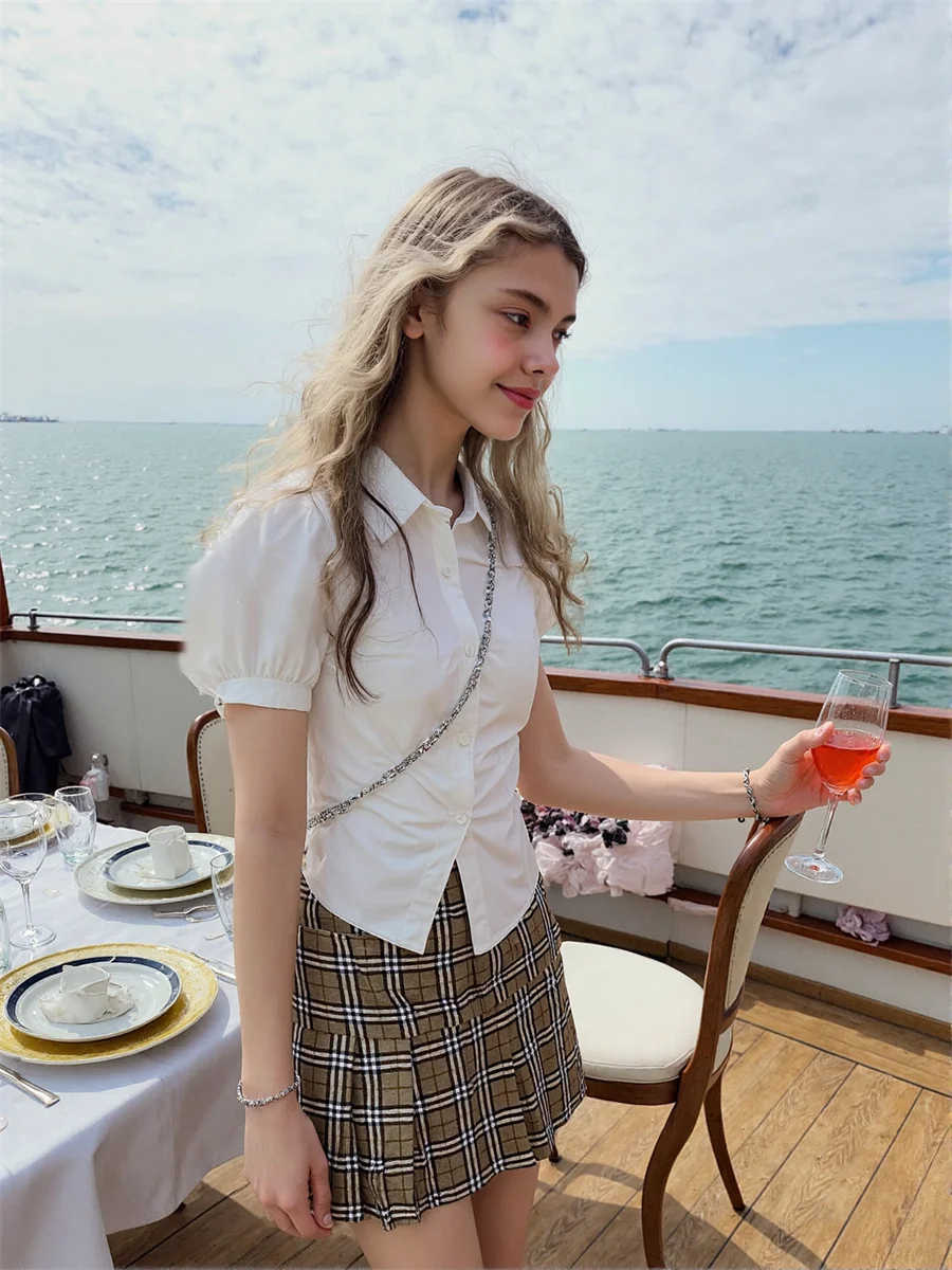 Korean Style Puff Sleeves Shirts High Quality Blouses Elegant Woman Top Winter Goddess Applique Juveniles Dopamine Styles Casual
Korean Style Puff Sleeves Shirts High Quality Blouses Elegant Woman Top Winter Goddess Applique Juveniles Dopamine Styles Casual