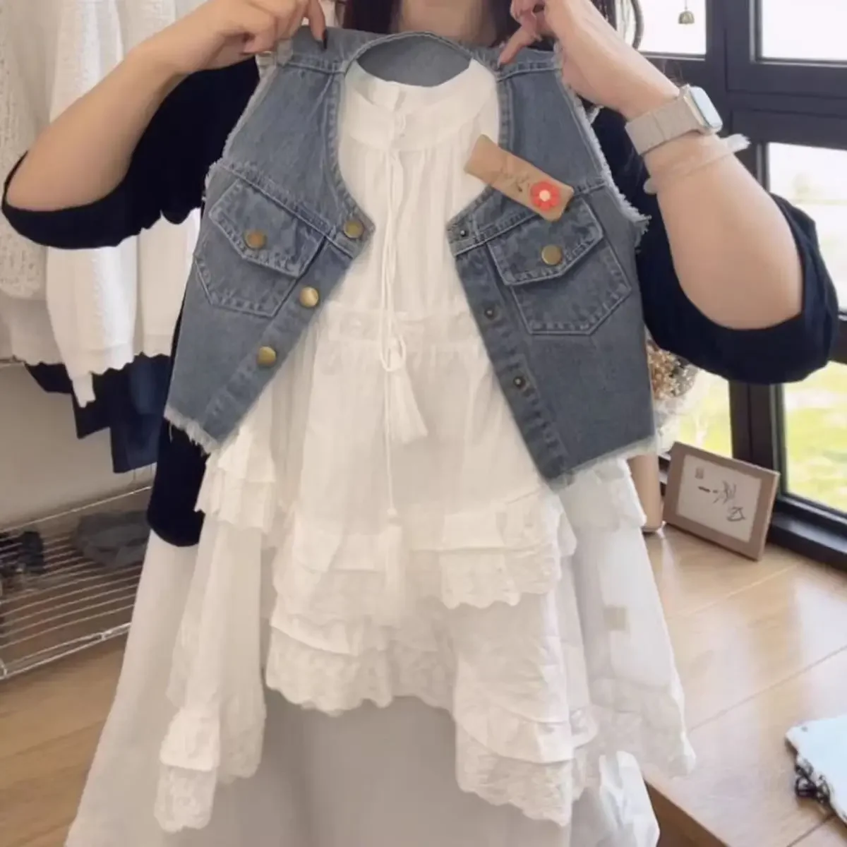 Girls' Dress Set Summer Outfit New Stylish Children's Vest Dress Denim Vest Two-piece Set 90-140CM
Girls' Dress Set Summer Outfit New Stylish Children's Vest Dress Denim Vest Two-piece Set 90-140CM