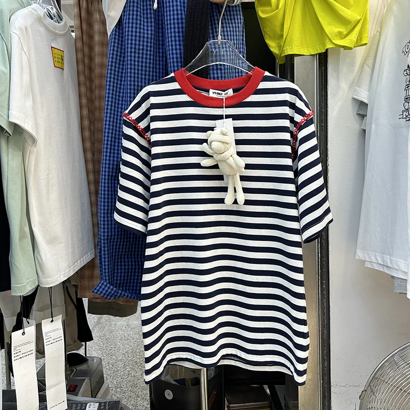 Летняя женская футболка в полоску средней длины с коротким рукавом и круглым вырезом, повседневный топ в полоску для женщин
Летняя женская футболка в полоску средней длины с коротким рукавом и круглым вырезом, повседневный топ в полоску для женщин