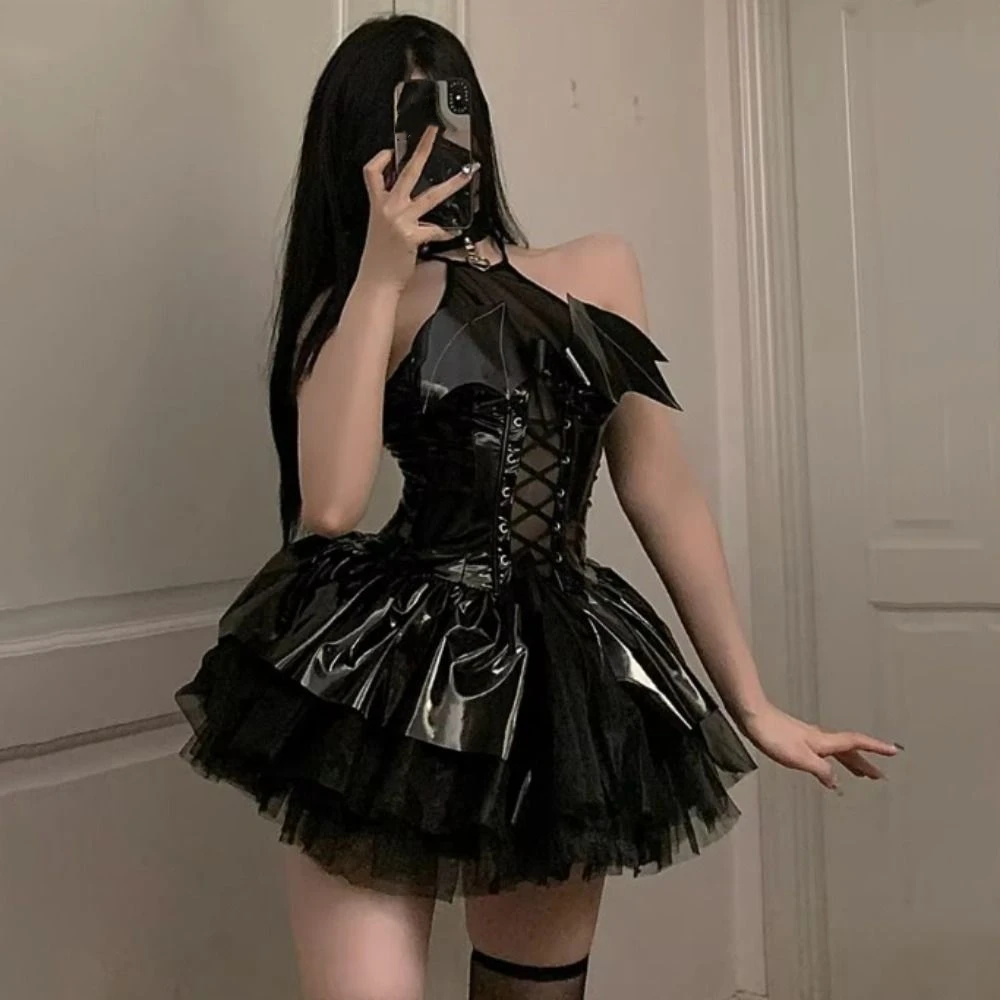 Punk Gothic Leather Halter Dress Backless Babydoll Lace Up Nightdress Cosplay Costumes A Line Skirt Party Suit
Punk Gothic Leather Halter Dress Backless Babydoll Lace Up Nightdress Cosplay Costumes A Line Skirt Party Suit