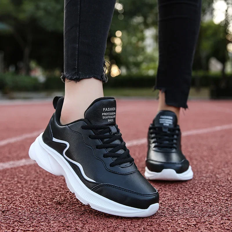 Designer Shoes Women Breathable Leather Sneakers Casual Outdoor Lace Up White Colors Shoes Chunky Wedges Cross Training Shoes
Designer Shoes Women Breathable Leather Sneakers Casual Outdoor Lace Up White Colors Shoes Chunky Wedges Cross Training Shoes