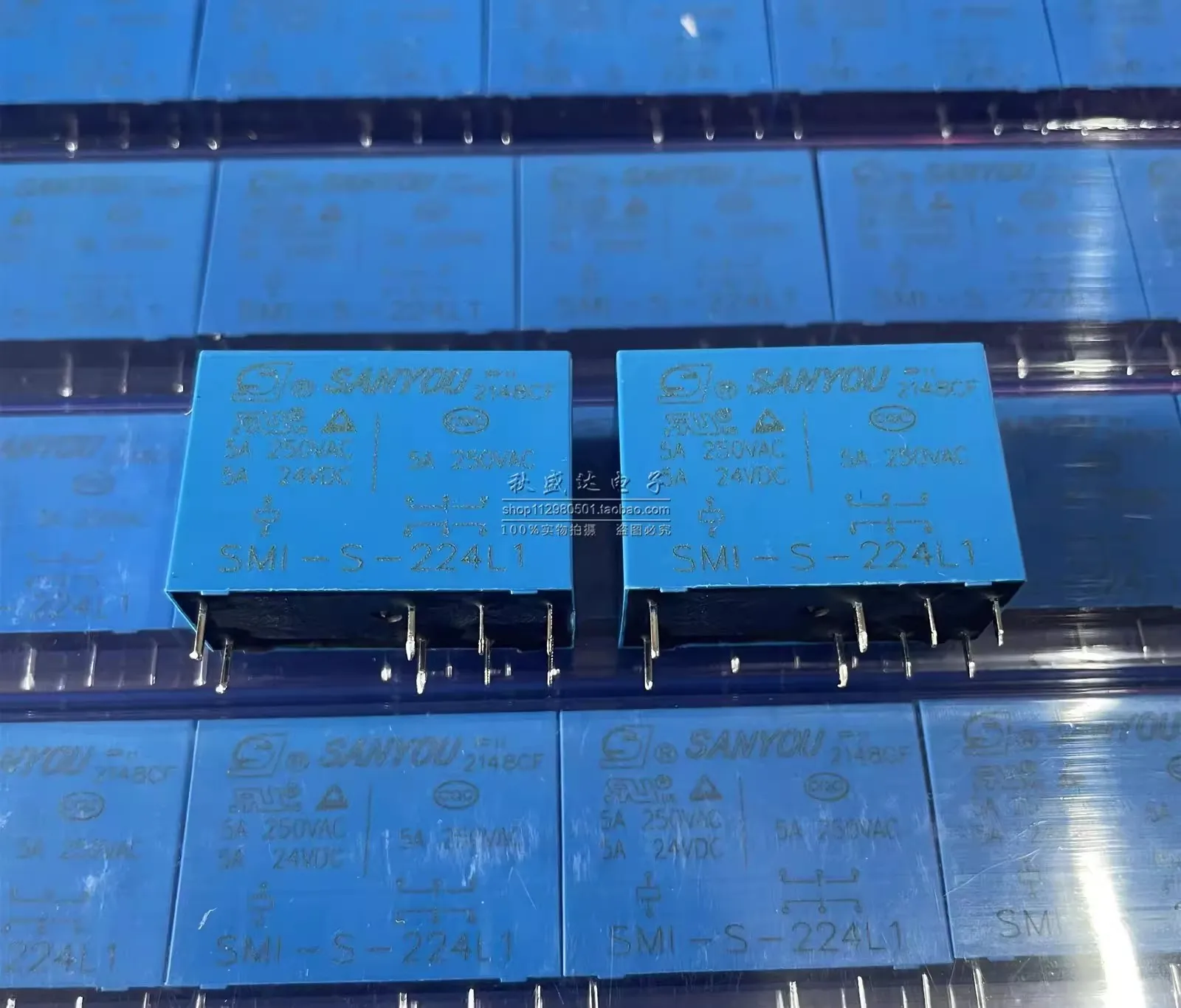 (5pcs) new original relay SMI-S-224L1 8 pin 5A two sets conversion 24VDC 224D L
(5pcs) new original relay SMI-S-224L1 8 pin 5A two sets conversion 24VDC 224D L