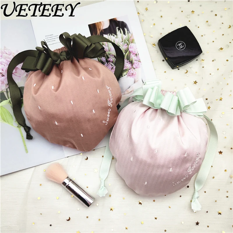 Sweet and Cute Strawberry Bow Storage Bag Travel Portable Underwear Cosmetics Sundries Drawstring Pouch Bags for Women
Sweet and Cute Strawberry Bow Storage Bag Travel Portable Underwear Cosmetics Sundries Drawstring Pouch Bags for Women