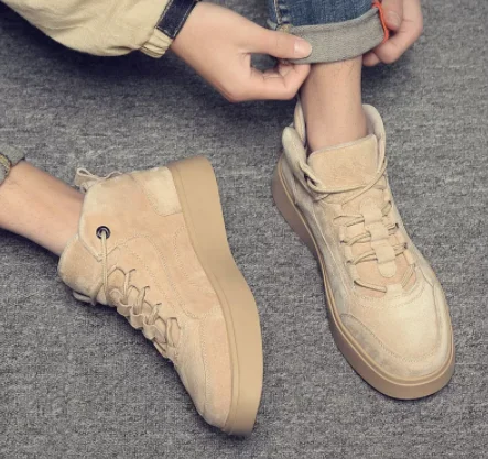 2024 Hot Men Women Shoes Fashion Sneakers Comfortable Leather Casual Flats for Male Plus Size Youth School Skateboard Sneakers
2024 Hot Men Women Shoes Fashion Sneakers Comfortable Leather Casual Flats for Male Plus Size Youth School Skateboard Sneakers