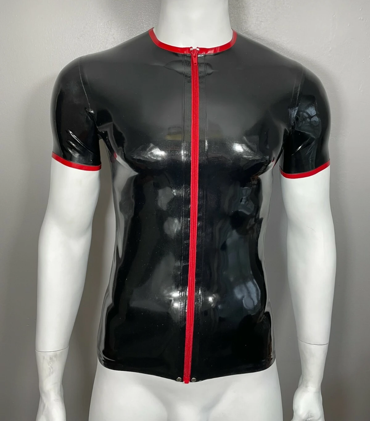 Rubber Latex Trimmed Zip Front Short SleeveT-Shirt
Rubber Latex Trimmed Zip Front Short SleeveT-Shirt