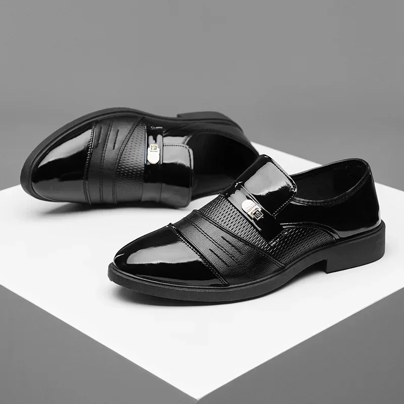 2024 new men's shiny leather shoes, men's casual business formal leather shoes, high-quality work, work, banquet leather shoes
2024 new men's shiny leather shoes, men's casual business formal leather shoes, high-quality work, work, banquet leather shoes