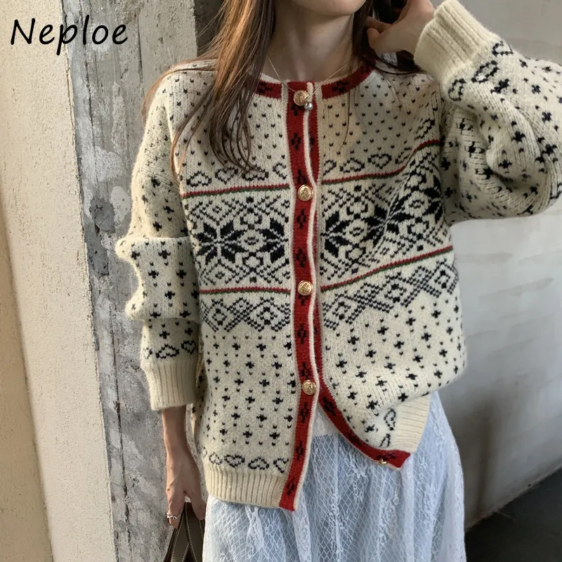 Neploe винтажный жаккардовый вязаный кардиган в этническом стиле с цветными блоками Femme однобортный утолщенный свитер с круглым вырезом и длинными рукавами
Neploe винтажный жаккардовый вязаный кардиган в этническом стиле с цветными блоками Femme однобортный утолщенный свитер с круглым вырезом и длинными рукавами