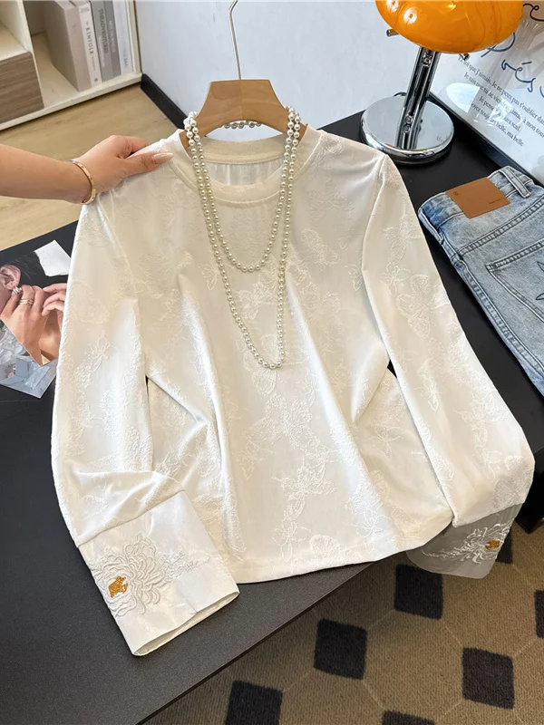 Новая китайская атласная футболка с вышивкой и цветочным узором, с длинным рукавом, круглым вырезом, свободного кроя, повседневный базовый топ в этническом стиле
Новая китайская атласная футболка с вышивкой и цветочным узором, с длинным рукавом, круглым вырезом, свободного кроя, повседневный базовый топ в этническом стиле