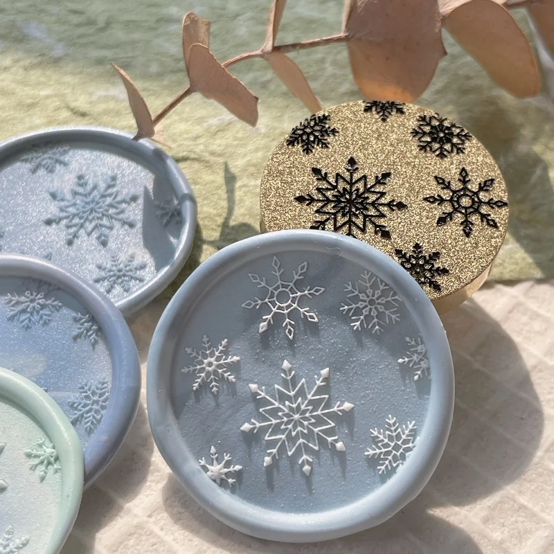 25mm 3D Snowflake Wax Seal Stamp Copper Head Novelty Laser Relief Seal DIY Toy Invitation Scrapbook Envelope Sealing Decoration
25mm 3D Snowflake Wax Seal Stamp Copper Head Novelty Laser Relief Seal DIY Toy Invitation Scrapbook Envelope Sealing Decoration