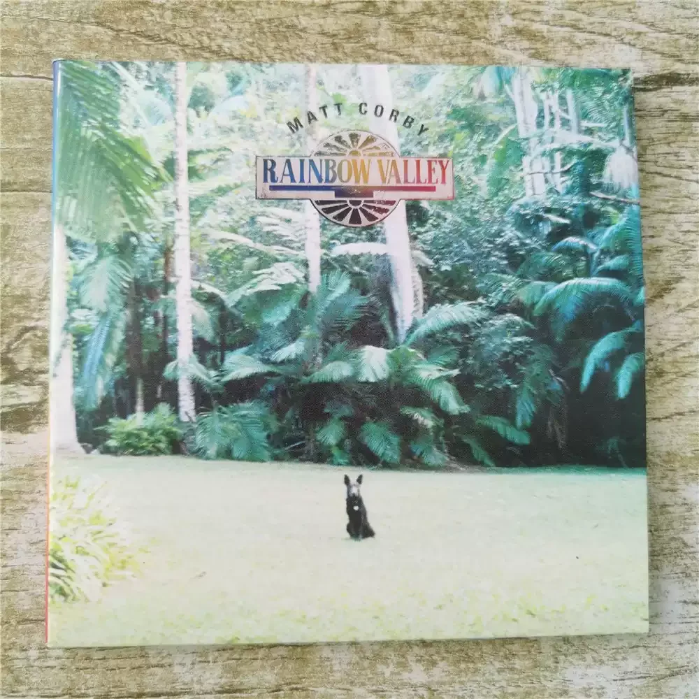 CD Matt Corby Rainbow Valley This Is A Folk Rock/indie Pop Album, Стиль будет гитаре в роли ядра, с успокаивающей мелодии
CD Matt Corby Rainbow Valley This Is A Folk Rock/indie Pop Album, Стиль будет гитаре в роли ядра, с успокаивающей мелодии