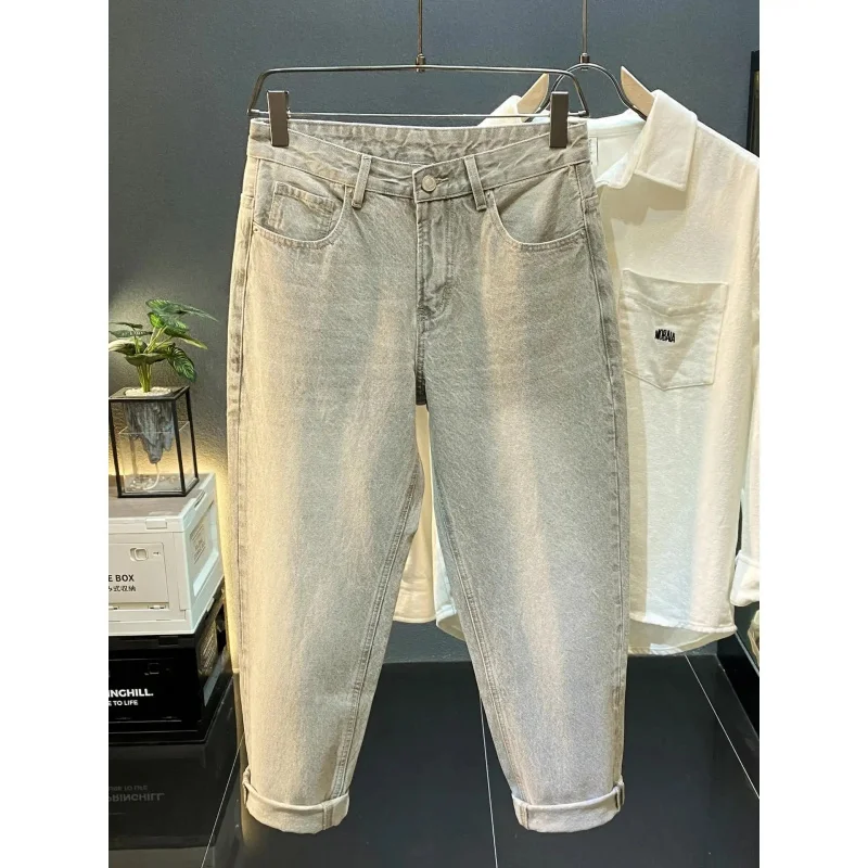 2026 Spring Autumn American Luxury Streetwear Men's Gray Loose Harem Slim Straight Jeans
2026 Spring Autumn American Luxury Streetwear Men's Gray Loose Harem Slim Straight Jeans