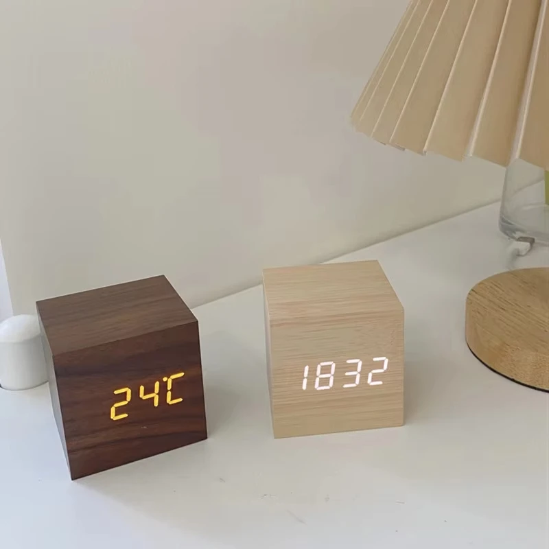 CuteLife Nordic Ins Wooden Design Table Clock Home Decoration Calendar Electronic Clock Room Digital Desk Alarm Luminous Clock
CuteLife Nordic Ins Wooden Design Table Clock Home Decoration Calendar Electronic Clock Room Digital Desk Alarm Luminous Clock