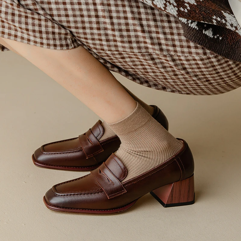 Slip On Daliy Shoes Thick Heels Women Cowhide Shoes On Heel 5 CM French Style Cozy Med Heels Spring Autumn Lady Vintage Pumps
Slip On Daliy Shoes Thick Heels Women Cowhide Shoes On Heel 5 CM French Style Cozy Med Heels Spring Autumn Lady Vintage Pumps