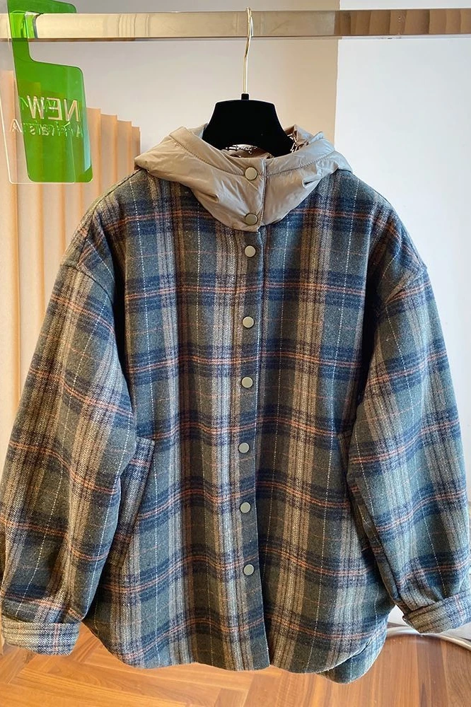 Осенне-зимняя женская хлопковая куртка с капюшоном, свободного кроя, в клетку
Осенне-зимняя женская хлопковая куртка с капюшоном, свободного кроя, в клетку