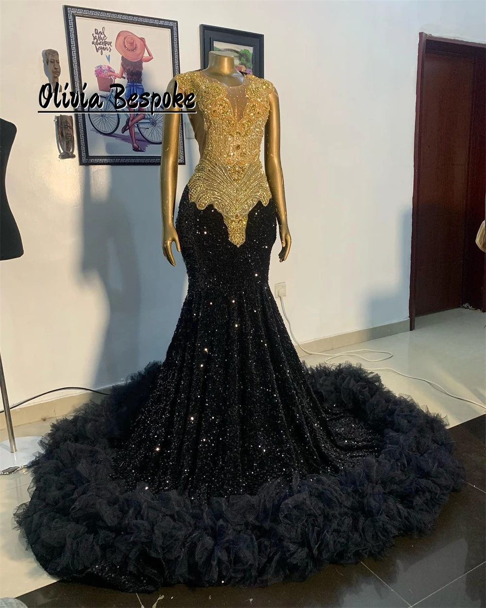 Ashimmer Black Tulle Ruched Birthday Prom Dresses 2025 Blackgirls Gold Crystals Wedding Beaded Rhinestones Wedding Customized
Ashimmer Black Tulle Ruched Birthday Prom Dresses 2025 Blackgirls Gold Crystals Wedding Beaded Rhinestones Wedding Customized
