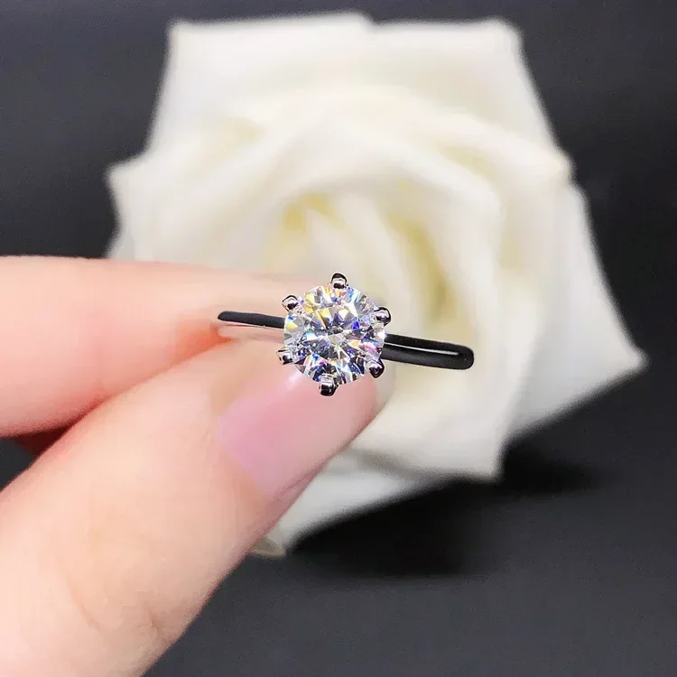 Solid 14K White Gold AU585 Platinum PT950 New Round Diamond Six Claws Simple Open Diamond Ring Mulberry Stone Gift
Solid 14K White Gold AU585 Platinum PT950 New Round Diamond Six Claws Simple Open Diamond Ring Mulberry Stone Gift