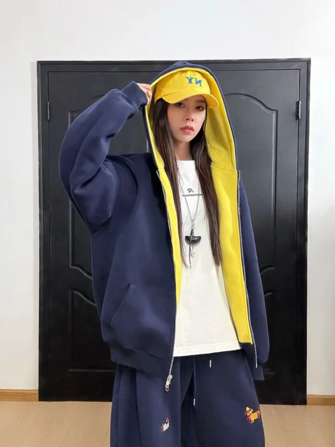 Heavyweight Hooded Open Cardigan Sweatshirt Unisex Early Autumn Youth Couple Contrast Color Trendy American Style Long Sleeve...
Heavyweight Hooded Open Cardigan Sweatshirt Unisex Early Autumn Youth Couple Contrast Color Trendy American Style Long Sleeve...