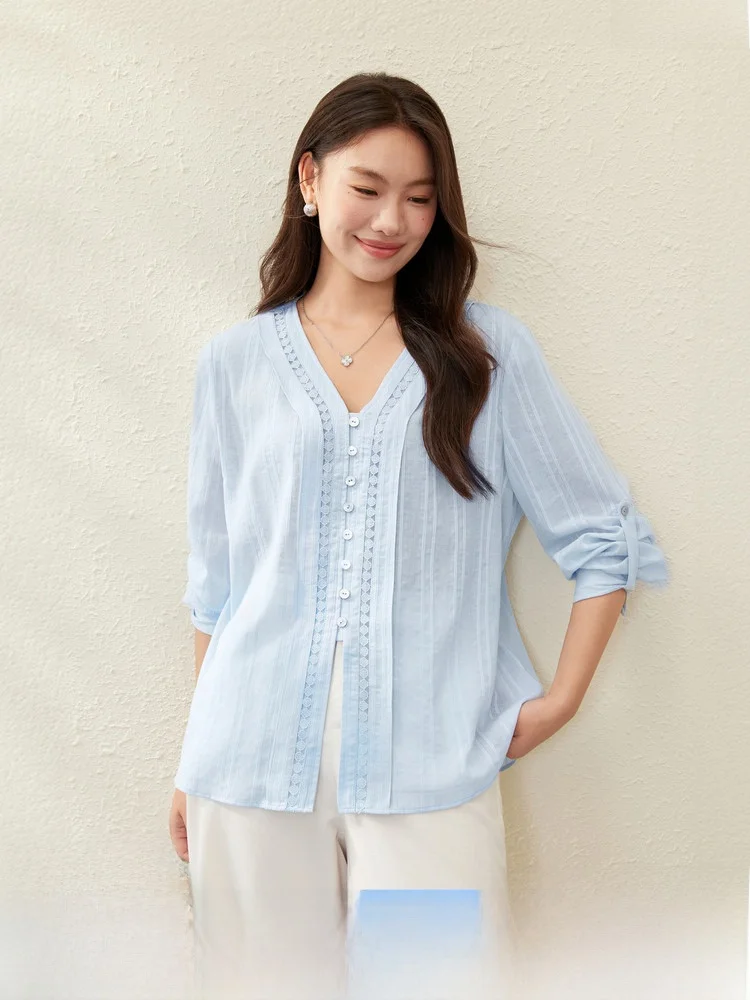 Comfortable Pure Cotton V-Neck Button Shirt Versatile plus Size Women's Summer New Style Korean Version Slim Fit Shirt
Comfortable Pure Cotton V-Neck Button Shirt Versatile plus Size Women's Summer New Style Korean Version Slim Fit Shirt