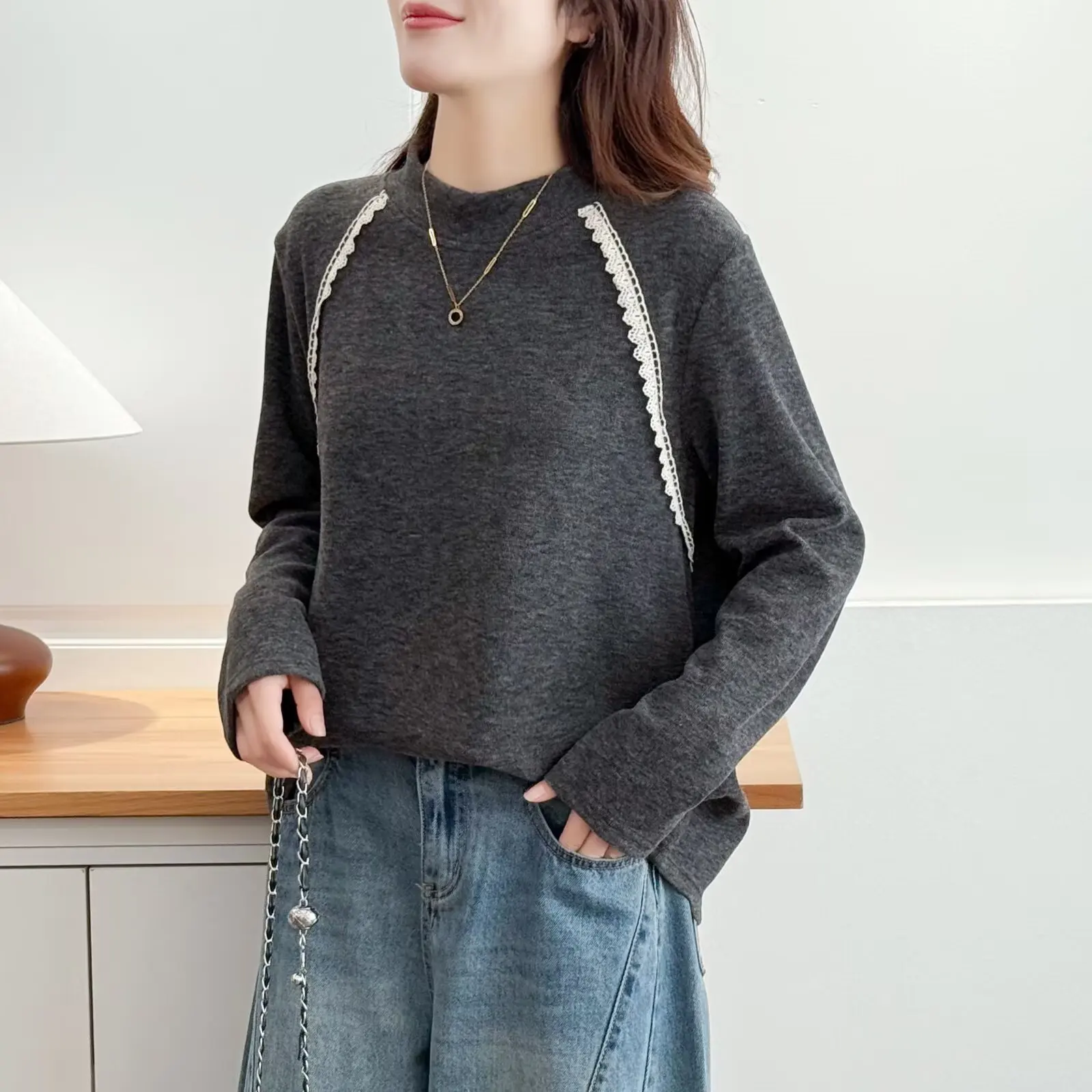 XXXXL модная женская футболка больших размеров с внутренней стороны L2025, осенне-зимние теплые кружевные лоскутные топы с круглым вырезом и длинными рукавами 2549
XXXXL модная женская футболка больших размеров с внутренней стороны L2025, осенне-зимние теплые кружевные лоскутные топы с круглым вырезом и длинными рукавами 2549