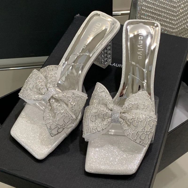 Butterfly-knot Square Toe Slippers for Women Summer 2025 New Fashion Slides Ladies Breathable Brand High Heeled Sandals Women
Butterfly-knot Square Toe Slippers for Women Summer 2025 New Fashion Slides Ladies Breathable Brand High Heeled Sandals Women