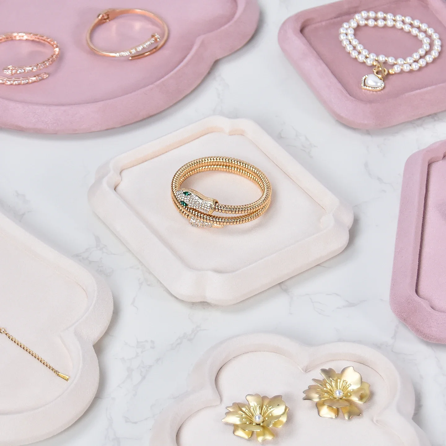 Jewelry display tray, necklace, bracelet, stationery display props, jewelry storage, viewing tray
Jewelry display tray, necklace, bracelet, stationery display props, jewelry storage, viewing tray