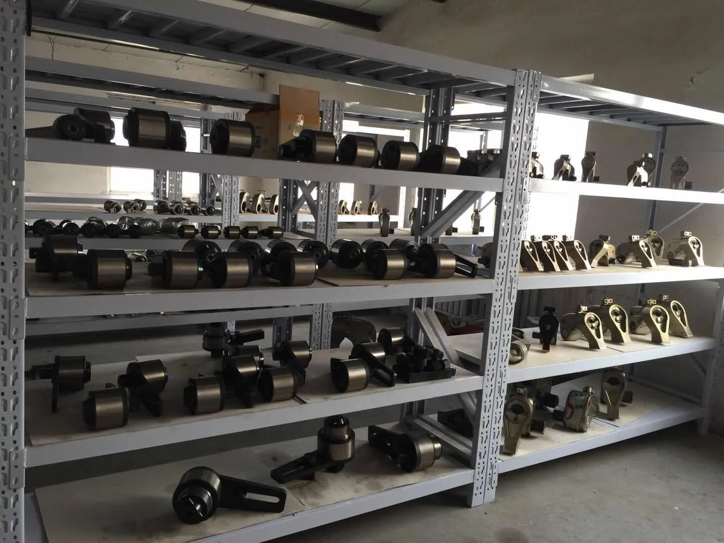 10000 nm Chinese high standard precision manual torque doubling wrench
10000 nm Chinese high standard precision manual torque doubling wrench